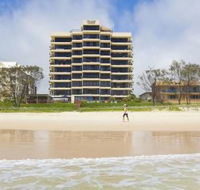 Pelican Sands Beach Resort - Accommodation Cairns