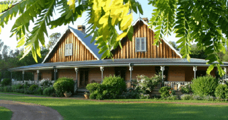 Carriages Country House - Accommodation Cairns