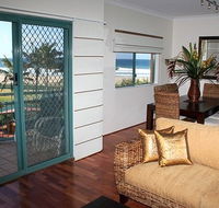 Currumbin Sands on the Beach - Accommodation Cairns