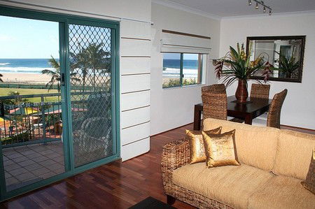 Currumbin Sands On The Beach - Accommodation Cairns 0