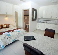 Coral Point Lodge - Accommodation Cairns