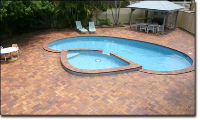 Earls Court Motor Inn - Accommodation Cairns 1