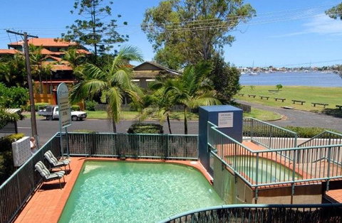 Excellsior Holiday Apartments - Accommodation Cairns 4