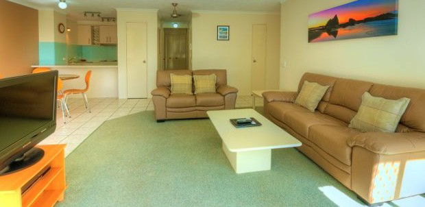 West Burleigh QLD Accommodation Cairns