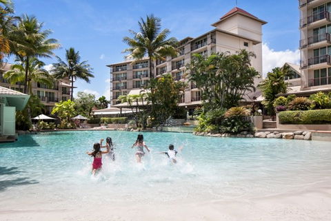 Novotel Cairns Oasis Resort - Accommodation Cairns 2