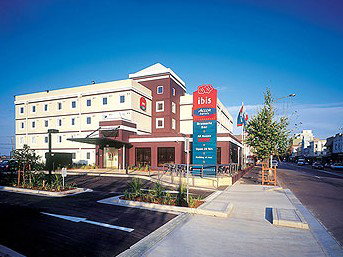 Hotel Ibis Newcastle - Accommodation Cairns 0