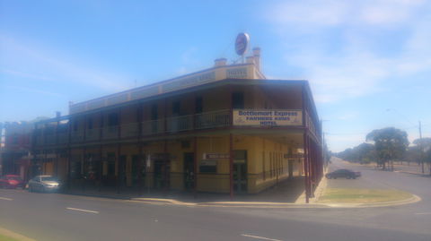 Farmers Arms Hotel - Accommodation Cairns 0