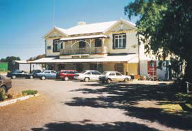 Arno Bay Hotel Motel - Accommodation Cairns 0