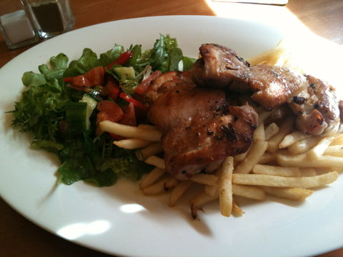 Salisbury Hotel - Accommodation Cairns 0