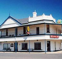 Seabreeze Hotel - Accommodation Cairns