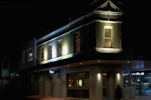 Crocodile Farm Hotel - Accommodation Cairns 0