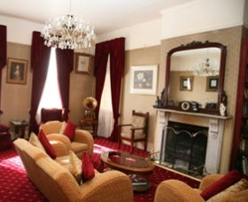St Mounts Boutique Hotel And Trattoria - Accommodation Cairns 0