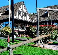 Golden Chain Village Family Motor Inn - Accommodation Cairns