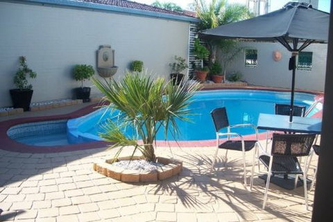 The Town House Motor Inn - Sundowner Goondiwindi - Accommodation Cairns 1