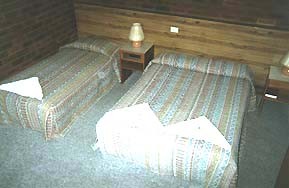 Tabourie Lake Motor Inn Resort - Accommodation Cairns 2