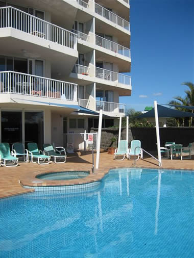 Meridian Tower - Accommodation Cairns 2