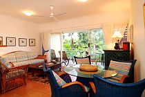 The York Beachfront Holiday Apartments - Accommodation Cairns 2