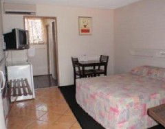 Paradise Lodge Motel - Accommodation Cairns 2