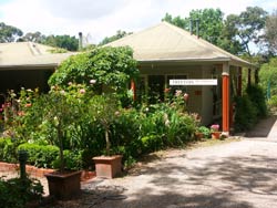 Treetops Bed And Breakfast - Accommodation Cairns 0