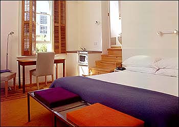 The Hatton Hotel - Accommodation Cairns 0