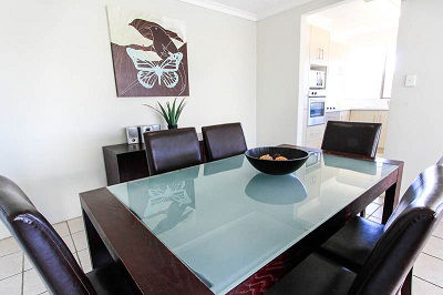 Seacrest Beachfront Holiday Apartments - Accommodation Cairns 5