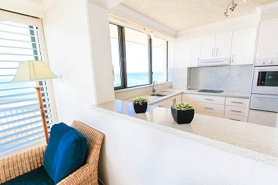 Seacrest Beachfront Holiday Apartments - Accommodation Cairns 10