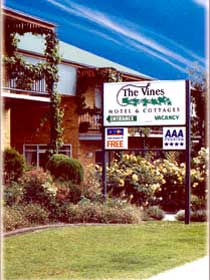 The Vines - Accommodation Cairns 0