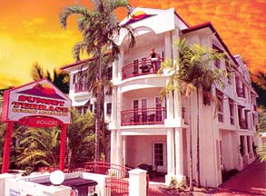Sunset Terrace Holiday Apartments - Accommodation Cairns 0