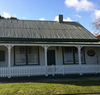 Ben Hyron's Cottage - Accommodation Cairns