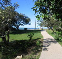 Raintrees On Moffat Beach - Accommodation Cairns