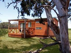 Kaiwarra Cottages - Accommodation Cairns 0