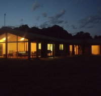 Walkerville South Accommodation - Accommodation Cairns