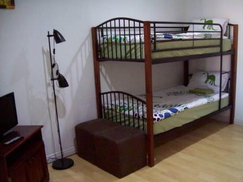 Potch & Colour - Accommodation Cairns 1