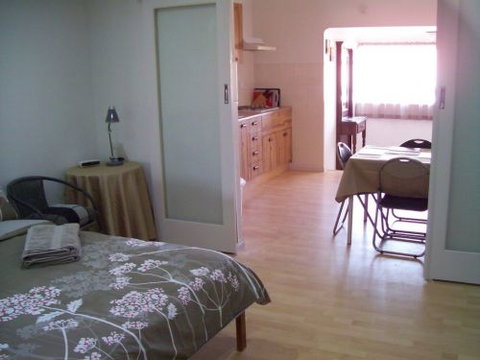 Potch & Colour - Accommodation Cairns 3