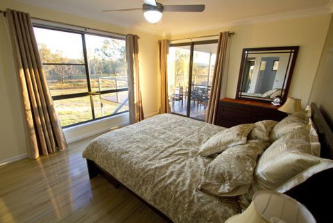 Stockton Rise Country Retreat - Accommodation Cairns 1