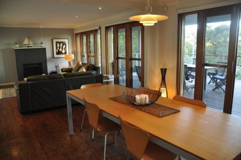 The Deck, Killcare - Accommodation Cairns 0