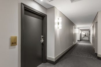 Radisson Blu Plaza Hotel Sydney - Accommodation Cairns 11