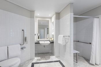 Radisson Blu Plaza Hotel Sydney - Accommodation Cairns 14