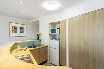 Oaks Waterfront Resort - The Entrance - Accommodation Cairns 35