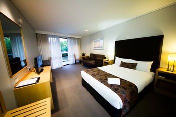 Sandown Regency - Accommodation Cairns 6