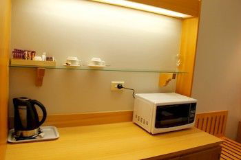 Sandown Regency - Accommodation Cairns 9