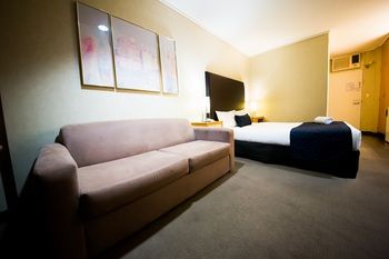 Sandown Regency - Accommodation Cairns 26