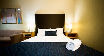 Sandown Regency - Accommodation Cairns 27