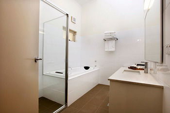 Harrigan's Irish Pub & Accommodation - Accommodation Cairns 6