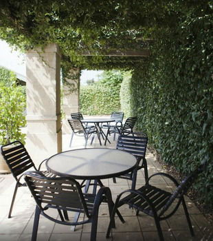 Harrigan's Irish Pub & Accommodation - Accommodation Cairns 12