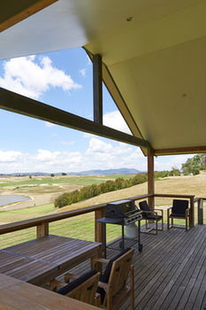 Yering Gorge Cottages By The Eastern Golf Club - Accommodation Cairns 9