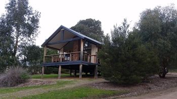 Yering Gorge Cottages By The Eastern Golf Club - Accommodation Cairns 35