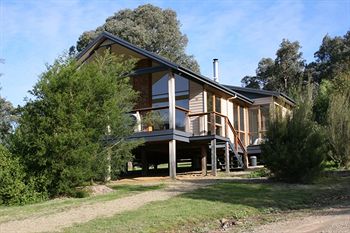 Yering Gorge Cottages By The Eastern Golf Club - Accommodation Cairns 0