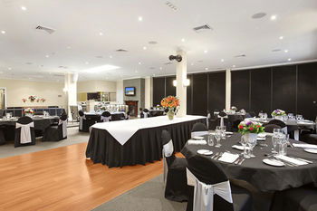 Checkers Resort & Conference Centre - Accommodation Cairns 9