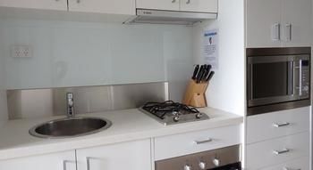Hiigh Apartments - Accommodation Cairns 10